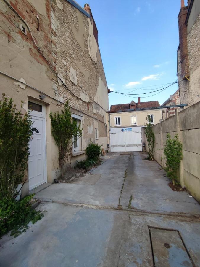 Appartement Hyper Centre De Montargis Eksteriør bilde